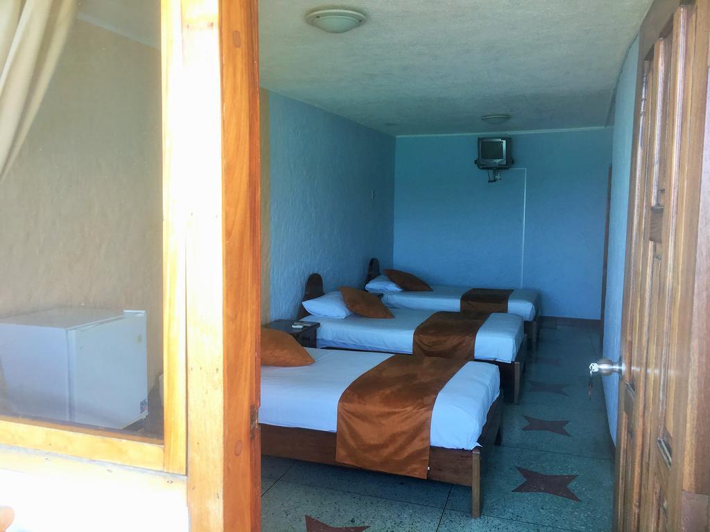 Hostal Estrella De Mar Puerto Ayora  Værelse billede