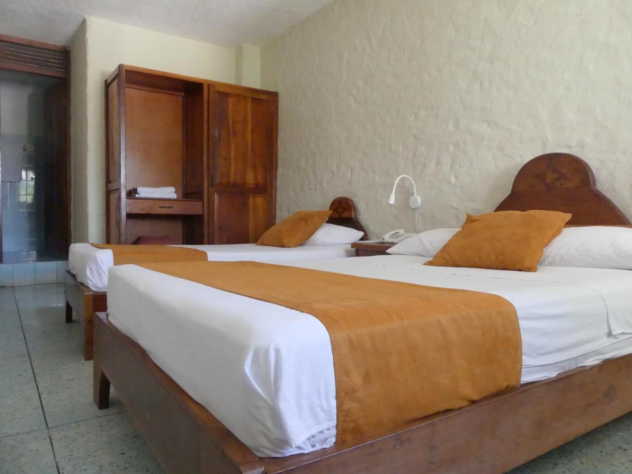 Hostal Estrella De Mar Puerto Ayora  Eksteriør billede