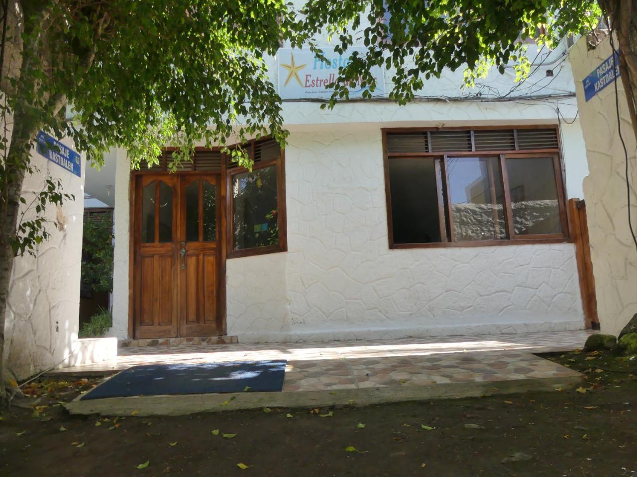 Hostal Estrella De Mar Puerto Ayora  Eksteriør billede