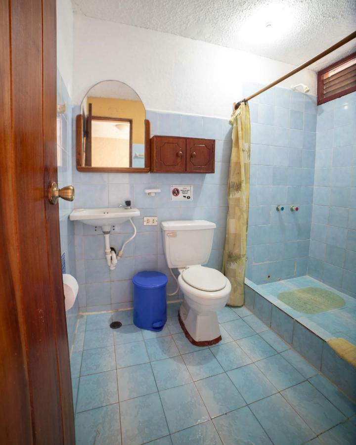 Hostal Estrella De Mar Puerto Ayora  Eksteriør billede