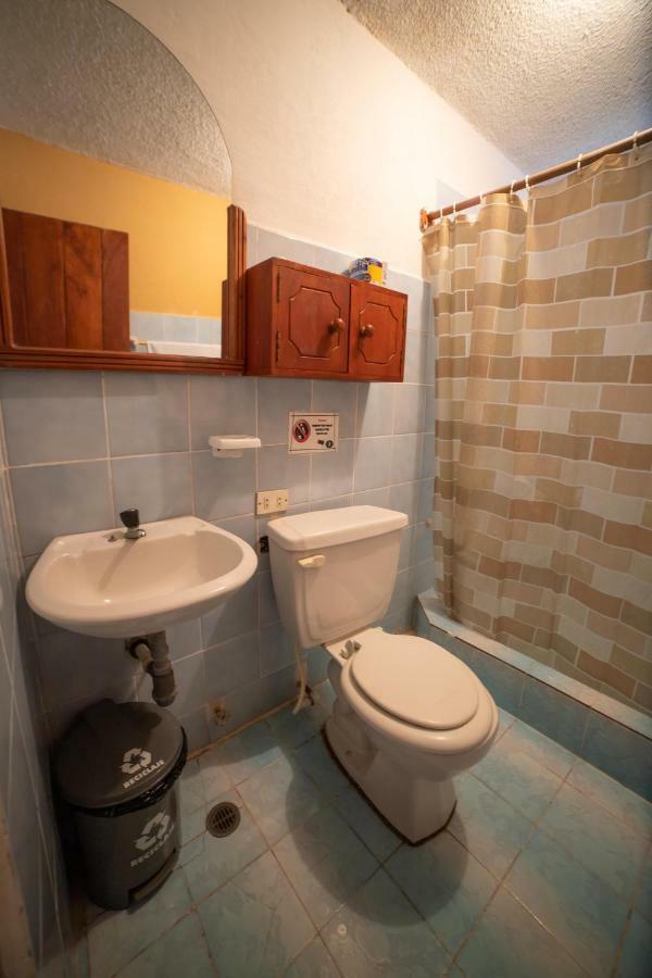 Hostal Estrella De Mar Puerto Ayora  Eksteriør billede