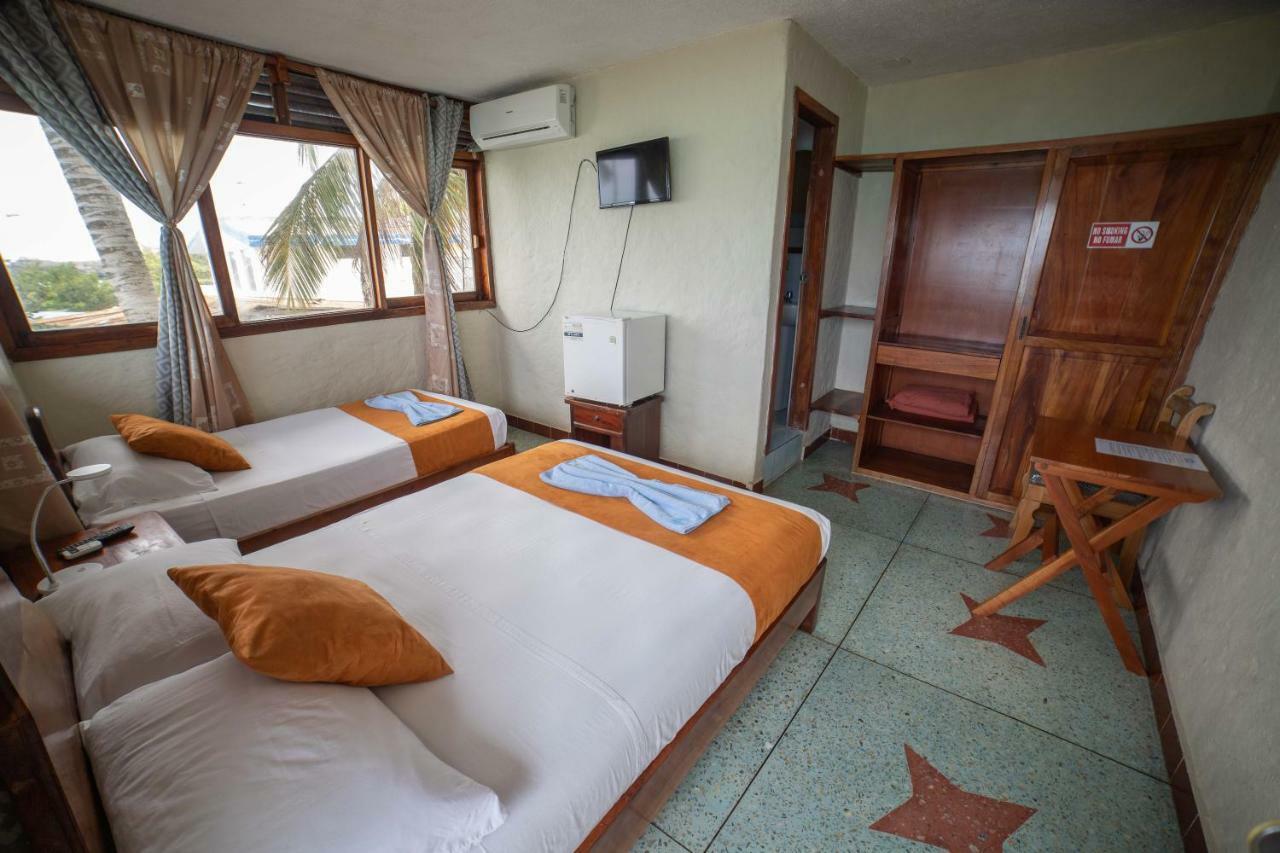 Hostal Estrella De Mar Puerto Ayora  Eksteriør billede