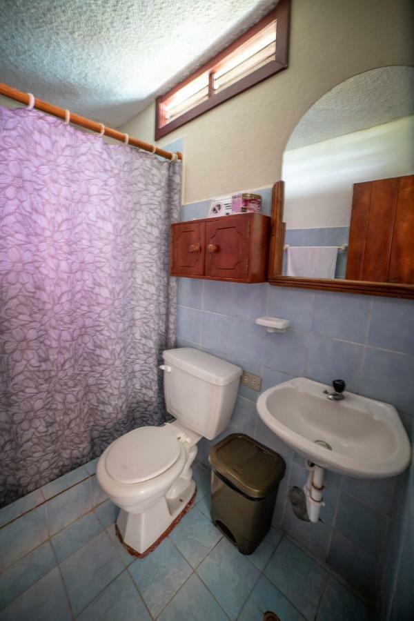 Hostal Estrella De Mar Puerto Ayora  Eksteriør billede