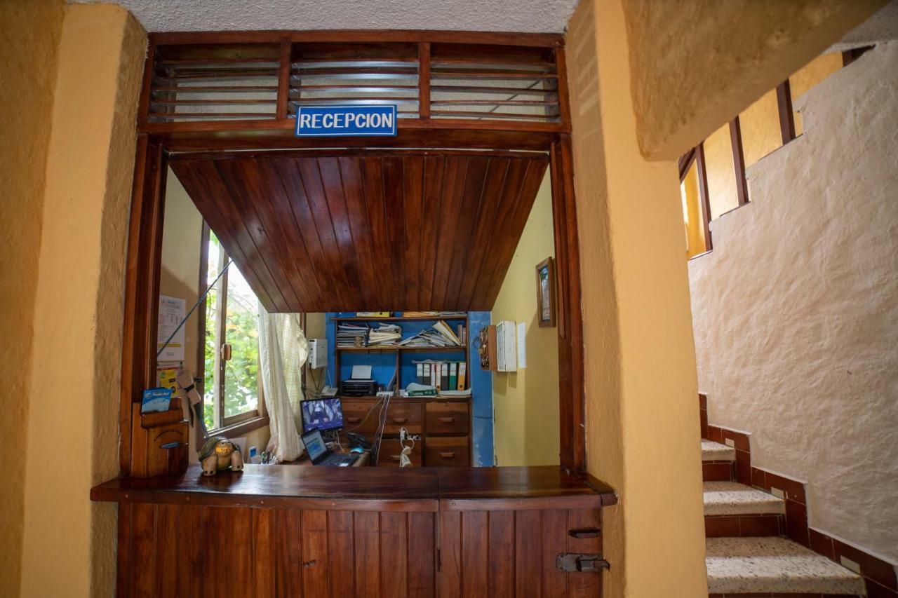 Hostal Estrella De Mar Puerto Ayora  Eksteriør billede